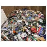 PALLET WITH PLUMBING/ ELECTRIC SUPPLIES FOR HOMES/WORK! CUSTOMER RETURNS SEE PICS!