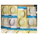 PALLET WITH MOEN MIRRORS CONDITIONS MAY VARY! CUSTOMER RETURNS SEE PICS!