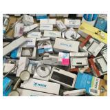 MIXED PALLET WITH ASSORTED MOEN TOWEL/TOILET HOLDERS! CUSTOMER RETURNS SEE PICS!