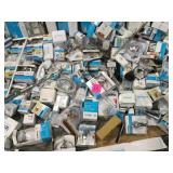 PALLET WITH MOEN TOWEL/TOILET HOLDERS DIFFERENT TYPES/DESIGNS! CUSTOMER RETURNS SEE PICS!