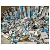 PALLET WITH MOEN TOWEL/TOILET HOLDERS DIFFERENT TYPES/DESIGNS! CUSTOMER RETURNS SEE PICS!