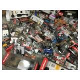 Gaylord Full of Door Hardware , assorted styles and conditions, some in like new condition some missing pcs review pictures