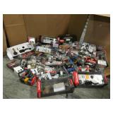 Gaylord Full of Door Hardware , assorted styles and conditions, some in like new condition some missing pcs review pictures