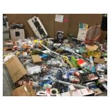 GAYLORD WITH ASSORTED PLUMBING/ ELECTRIC/ BATHROOM SUPPLIES! CUSTOMER RETURNS SEE PICS!