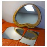 Lot with 3 Mirrors