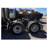 2007 Freightliner Columbia CL120 Sleeper Semi Tractor Truck