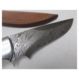 Excellent Custom Made Damascus Steel Knife w/Sheath