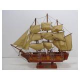 Wooden USS CONSTITUTION Ship Model