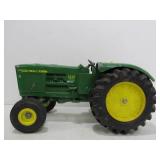Diecast JOHN DEERE Tractors w/Trailers