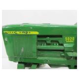 Diecast JOHN DEERE Tractors w/Trailers