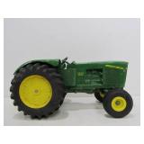 Diecast JOHN DEERE Tractors w/Trailers