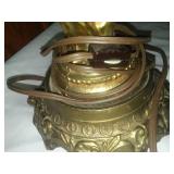 Cast table lamp vintage - Greek