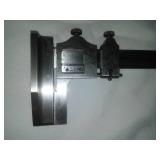 Brown & Sharpe caliper - precision