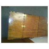 Portable Embalming table 24 x 18 x 8, gorgeous oak.