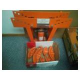 Hydraulic pipe bender with 6 attachments.