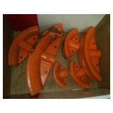 Hydraulic pipe bender with 6 attachments.