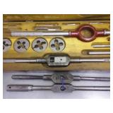 Tap and die set big & nice. case is 32x9.