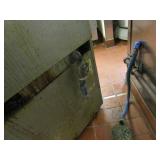 Southbend Gas 8 Burner Grill w/Dual Ovens 34"X49"X48"