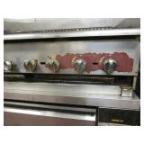 Gas Grill w/Silver King Refrigerated Base 31"X50"X44"