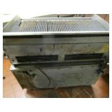 Gas Grill w/Silver King Refrigerated Base 31"X50"X44"