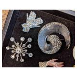 Lot of Brooches some Signed