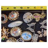 Mixture of Vintage and Newer Brooches many Signed