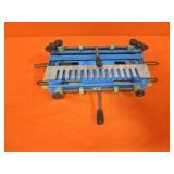 Shop Fox Dovetail Jig