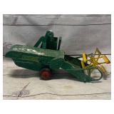 1950 Silk Oliver Grainmaster 11" Long 