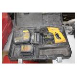 DeWalt 24V Cordless Rotary Hammer Steel Drilling 1/2" DW064  with Battery (x3), Charger, Case