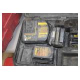 DeWalt 24V Cordless Rotary Hammer Steel Drilling 1/2" DW064  with Battery (x3), Charger, Case