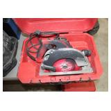 Milwaukee Heavy Duty Adjustable Handle Circular Saw 7-1/4" 6390  with Case