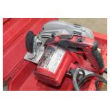 Milwaukee Heavy Duty Adjustable Handle Circular Saw 7-1/4" 6390  with Case