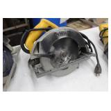DeWalt Circular Saw 7-1/4" DW368