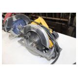 DeWalt Circular Saw 7-1/4" DW368