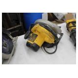 DeWalt Circular Saw 7-1/4" DW368