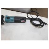 Makita Drill 1/4" GD0800C