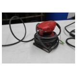 Milwaukee Heavy Duty Finishing Sander 6016