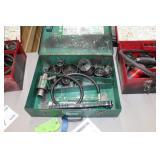 Greenlee Knockout Punch Set  with Hydraulic Hand Pump 767, Metal Case