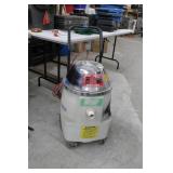 Crusader Mfg Dry Shop Vacuum 5-105