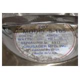Crusader Mfg Dry Shop Vacuum 5-105