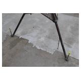 Ridgid Tristand No. 450 1/8 to 5 53"Lx48"Wx35"H