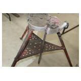 Ridgid Tristand No. 450 1/8 to 5 53"Lx48"Wx35"H