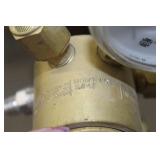 Lot of (2) Compressed Gas Regulator Gauge Set  with Smith Oxygen Gas H1710A-540 3000psi, Weldmark SR4?