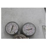 Lot of (2) Smith Compressed Gas Regulator Gauge Set  with Acetylene Gas H1944F-200 400psi, Oxygen Gas 30-100-540 3000psi