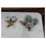 Lot of (2) Compressed Gas Regulator Gauge Set  with Oxweld 854A, AF150