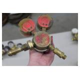 Lot of (2) Compressed Gas Regulator Gauge Set  with Smith Acetylene Gas H1721B-510 400psi, 400psi