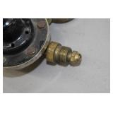 Lot of (2) Compressed Gas Regulator Gauge Set  with Smith 4000psi, Flametech Ozygen Gas VWOR-22 4000psi