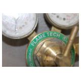 Lot of (2) Compressed Gas Regulator Gauge Set  with Smith 4000psi, Flametech Ozygen Gas VWOR-22 4000psi