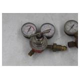 Lot of (2) Compressed Gas Regulator Gauge Set  with Smith Acetylene Gas 30-150-510 400psi, Lincoln Electric Magnum 4000psi