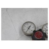 Lot of (2) Compressed Gas Regulator Gauge Set  with Smith Acetylene Gas 30-150-510 400psi, Lincoln Electric Magnum 4000psi